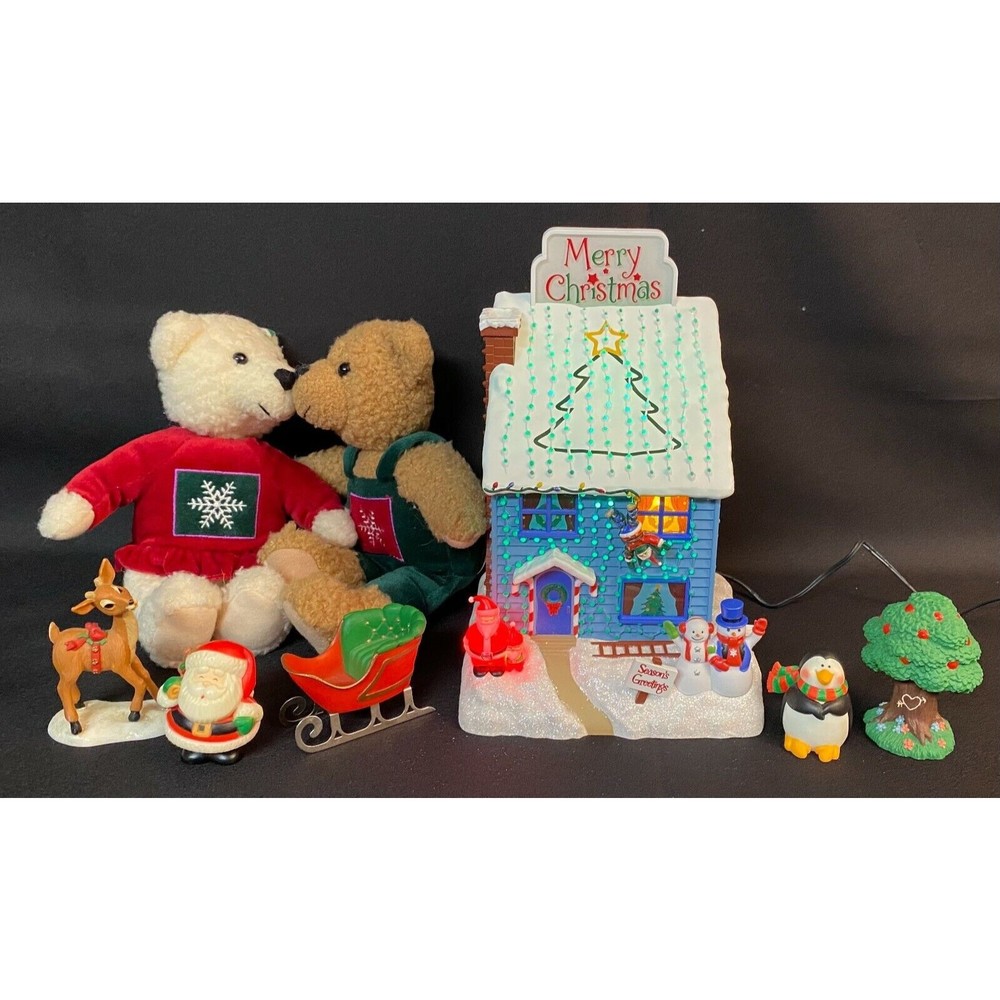 Hallmark Deck the House Lighted Building MP3 & Kissing Bears & Santa Sleigh Tree